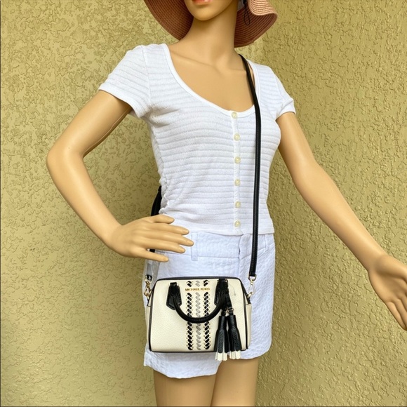 MICHAEL KORS BEDFORD XS DUFFLE XBODY LT CRM MULTI - Picture 2 of 16